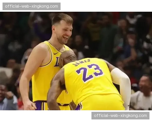 湖人东契奇詹姆斯挡拆配合频率上升 每百回合4.4次至9.2次